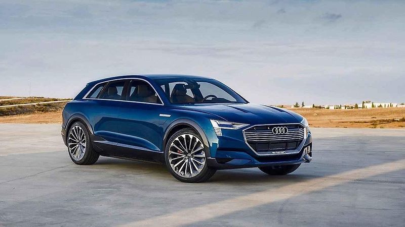 Koncept Audi e-tron Sportback.