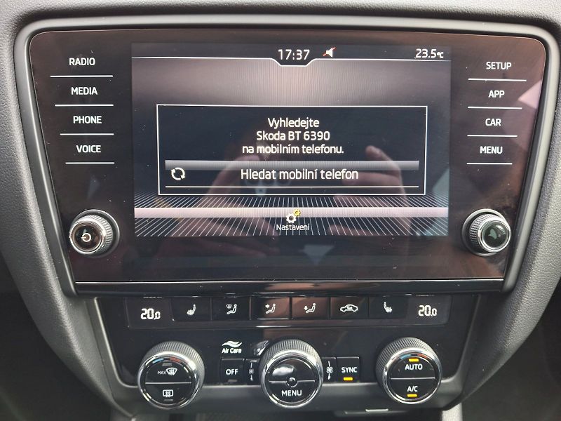 Škoda Octavia (2019) Style DSG 2,0TDi 110kW - fotka 22 z 31