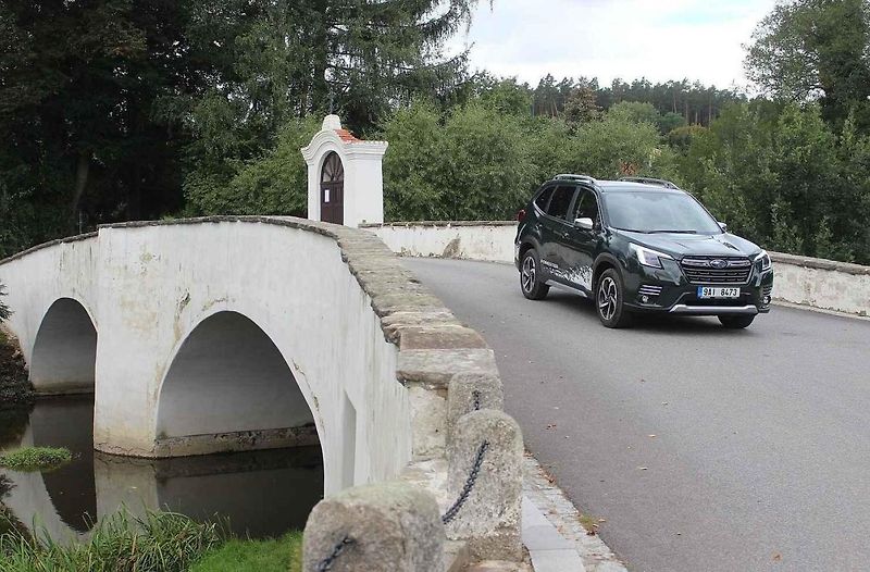 Forester je auto vhodné prakticky do každého počasí i nejrůznějšího prostředí