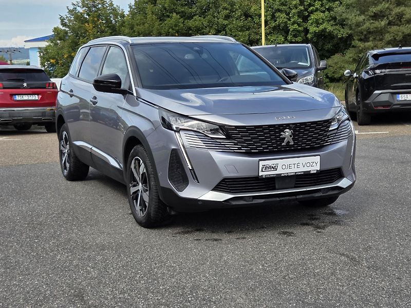 Peugeot 5008 (2024) 1.2 PT 130 ALLURE PACK EAT8 - fotka 7 z 34