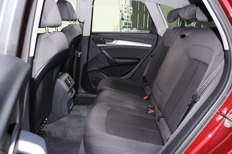 Audi Q5 Q5 40 TDI quattro Stronic - fotka 12 z 26