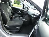 Peugeot 2008 1,2 1.2 81kW NAVI,závěs,servis - náhled 25