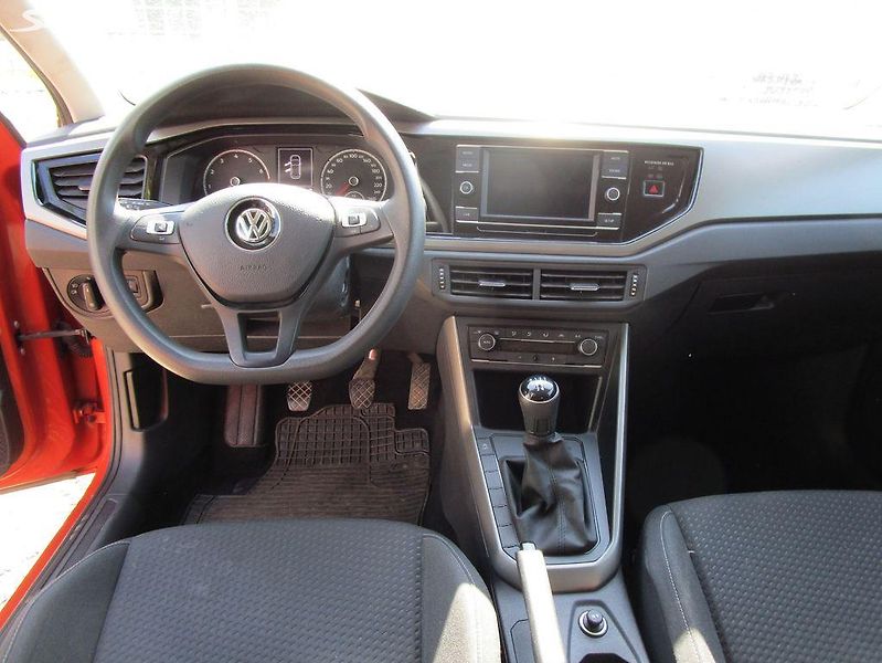 Volkswagen Polo (2018) 1,0TSi-70KW-NOVÁ STK - fotka 8 z 20