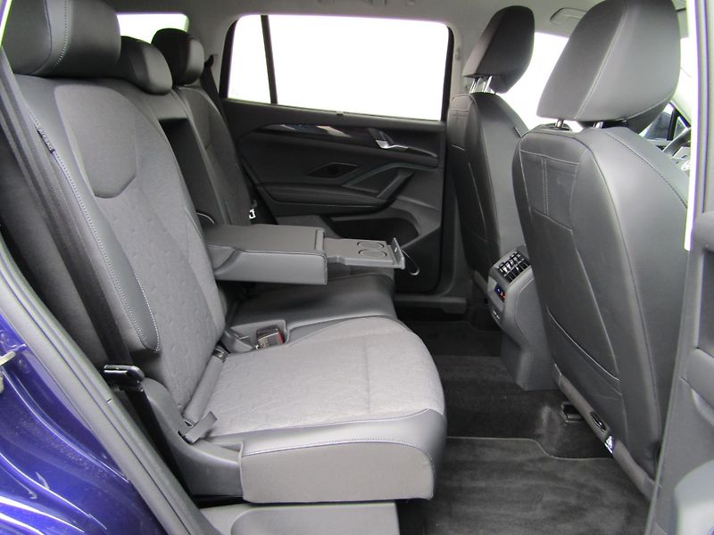 Volkswagen Tayron (2025) People 1,5 TSI 150 KW - fotka 25 z 30