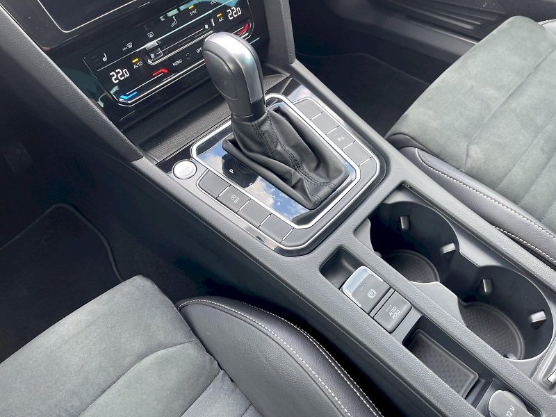 Volkswagen Passat (2023) 2.0 TDI 147kW 4MOT DSG Eleganc - fotka 11 z 35
