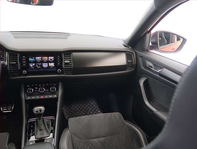 Škoda Kodiaq (2020) Sportline 2.0 TDI 4x4 - fotka 8 z 31