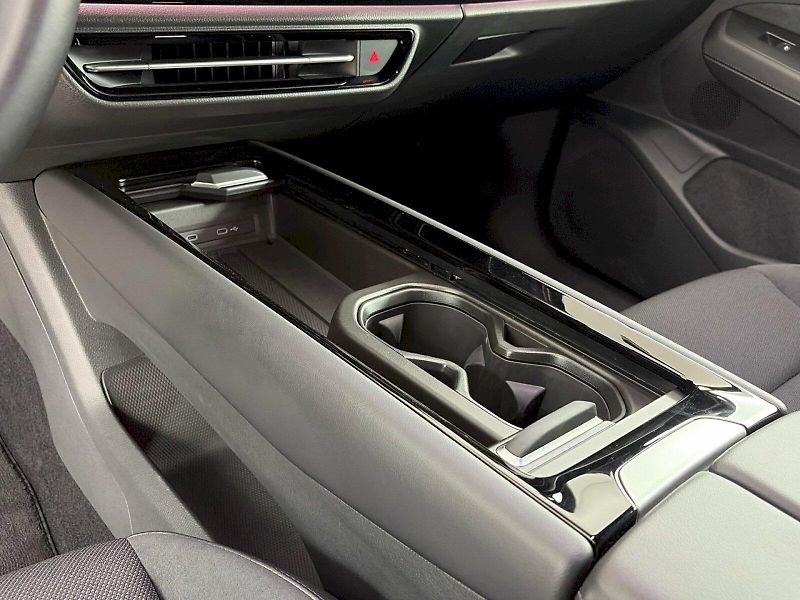 Volkswagen ID.7 Tourer (2025) GTX 250kW 4Motion, 91kWh - fotka 32 z 40