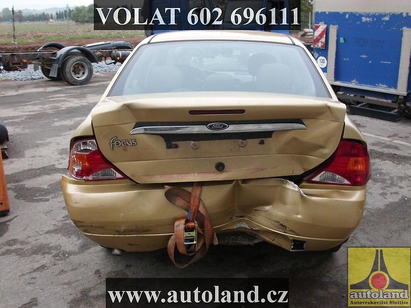 Ford Focus (2001) VOLAT 602 696111 - fotka 2 z 9