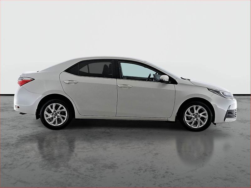 Toyota Corolla (2018) 1.6 Valvematic, Automat - fotka 6 z 17