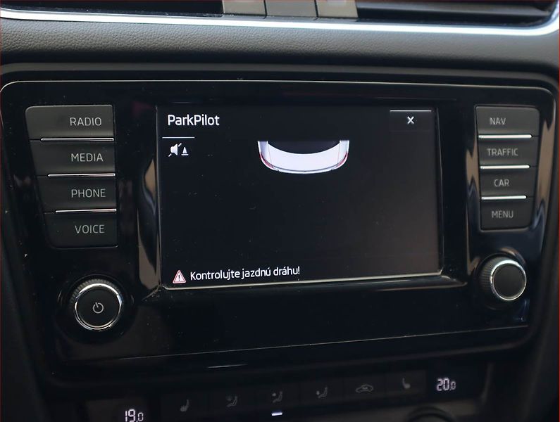 Škoda Octavia (2016) 2.0 TDI, 4X4, Automat, Navi - fotka 18 z 18