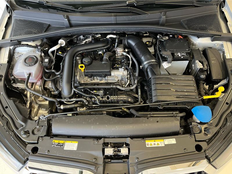Škoda Fabia 1,0 TSi 70 kW SELECTION - fotka 25 z 25