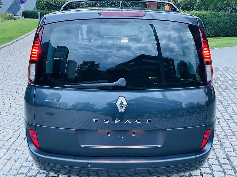Renault Grand Espace 2.0dCi MANUÁL VÝHŘEV SENZORY - fotka 14 z 38