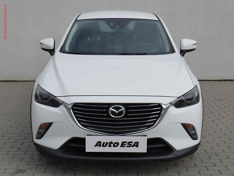 Mazda CX-3 (2016) 2.0i, ČR, Navi, park. kamera - fotka 2 z 21