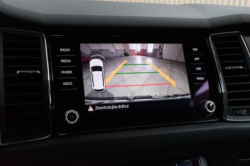 Škoda Kodiaq 2.0 TDI 4x4*STYLE+ REZERVACE - fotka 27 z 47