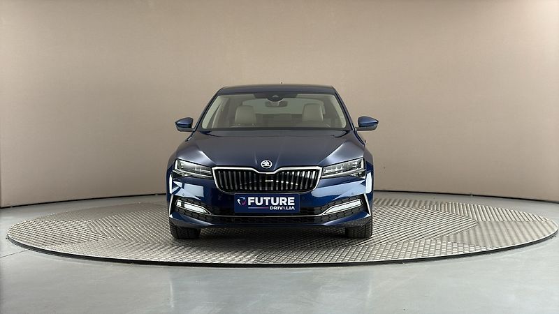 Škoda Superb 2.0 TDI DSG 4x4 L&K - fotka 3 z 33