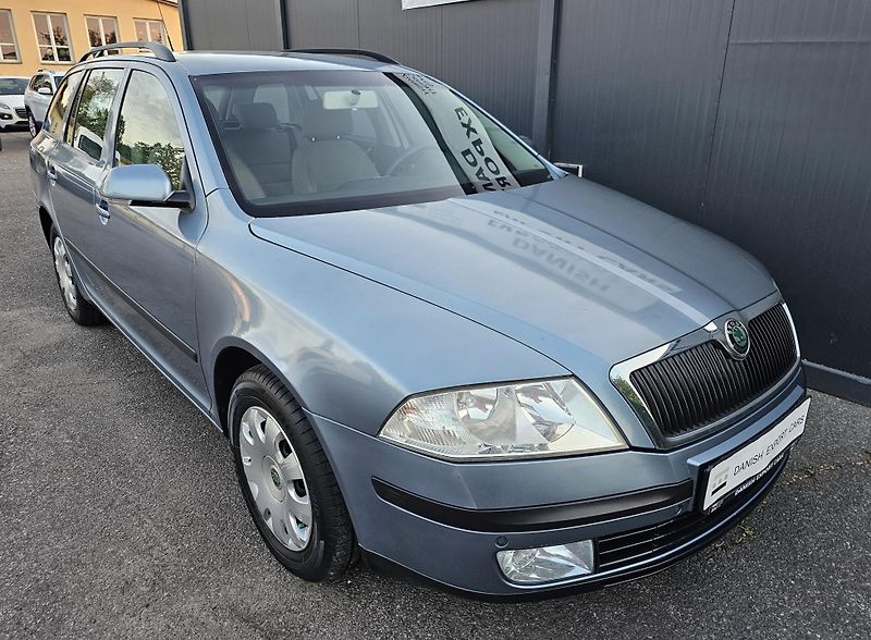 Škoda Octavia 1.6 85kW,KLIMA,TEMPOMAT,2xKOLA - fotka 7 z 37
