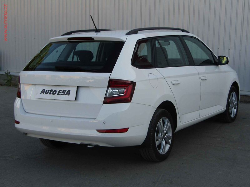 Škoda Fabia (2021) 1.0 TSi, ČR, Style, LED, - fotka 4 z 16