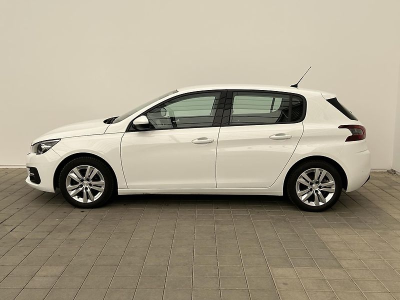 Peugeot 308 1.2 i . - fotka 2 z 21