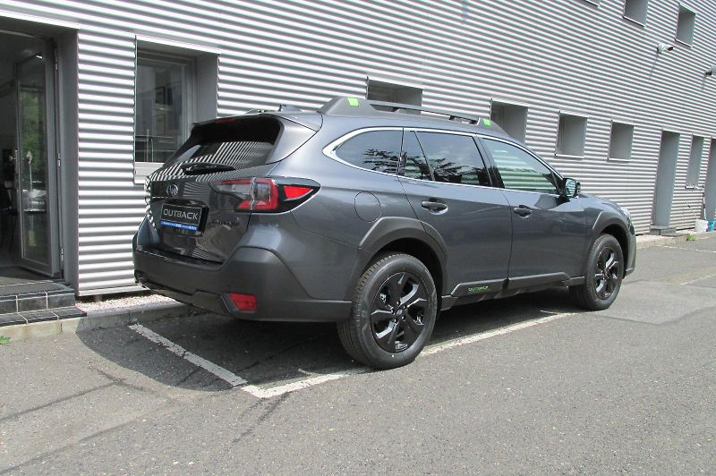 Subaru Outback (2025) 2,5i FIELD  MY25.5 - fotka 15 z 34