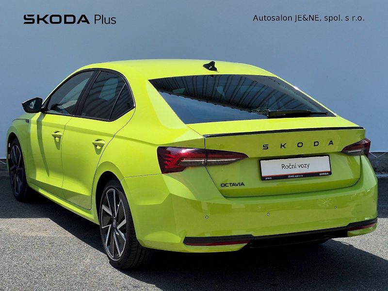 Škoda Octavia (2025) Sportline 1.5 TSI 110kW - fotka 7 z 28