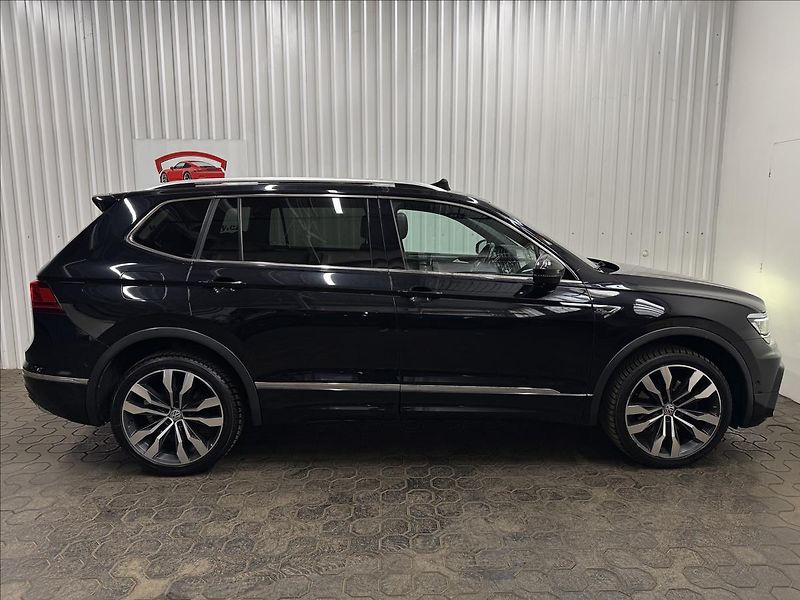 Volkswagen Tiguan Allspace 2.0TSI 140kW 4M FULL R-LINE - fotka 10 z 50