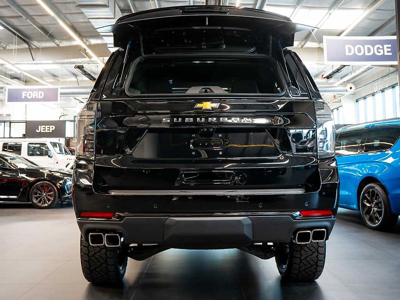 Chevrolet Suburban (2026) 6.2 V8 High Country 2,5 Lift - fotka 6 z 47