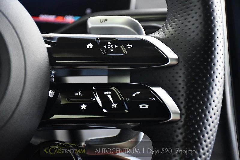 Mercedes-Benz EQE 43 AMG  - fotka 30 z 60