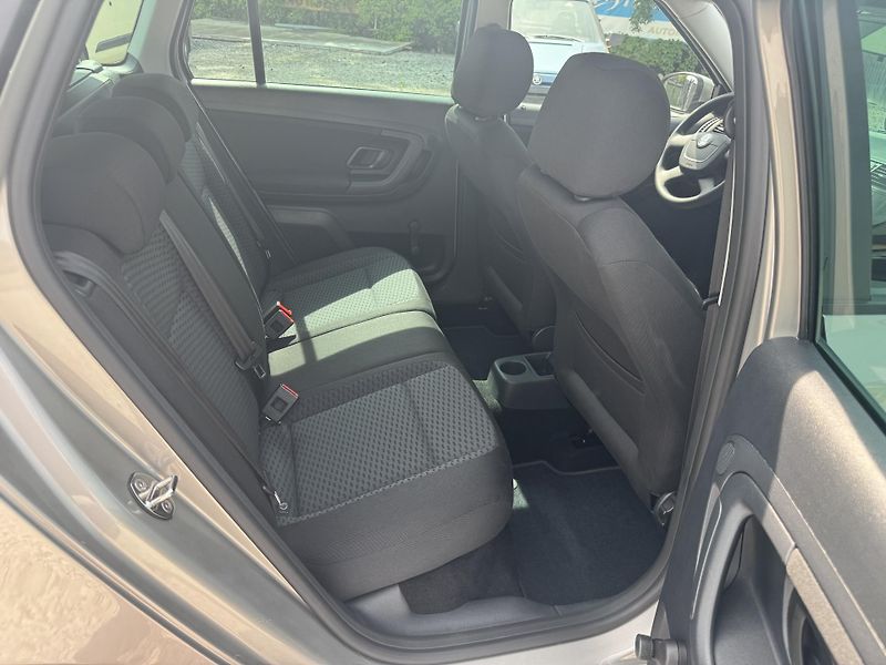 Škoda Fabia 1.2TSi,rezervace  - fotka 22 z 36