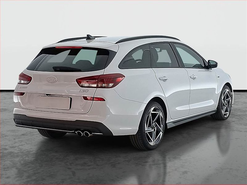Hyundai i30 (2025) 1.5 T-GDI MHEV 48V, N- Line - fotka 5 z 20