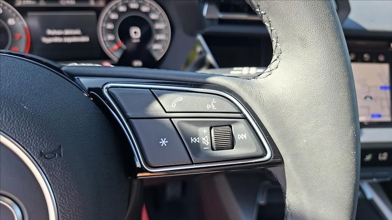Audi A3 1,5 110 Kw 35 TFSI  ALLSTREET - fotka 16 z 31