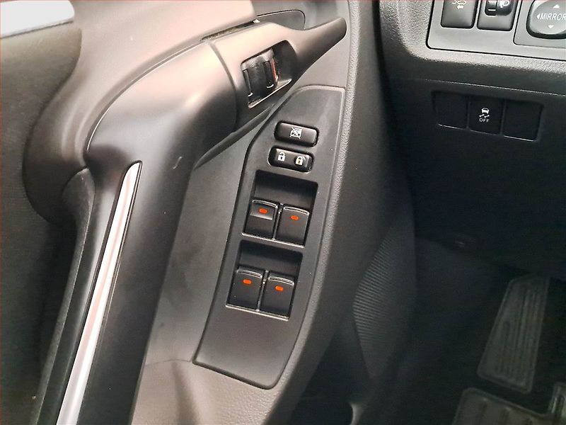 Toyota Verso (2016) 1.6 D-4D, Serv.kniha, Navi - fotka 16 z 20