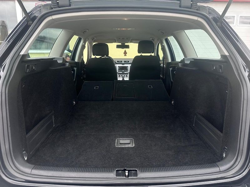 Volkswagen Passat (2014) 2.0TDi 130kW/Alltrack/4x4/1MAJ - fotka 18 z 35
