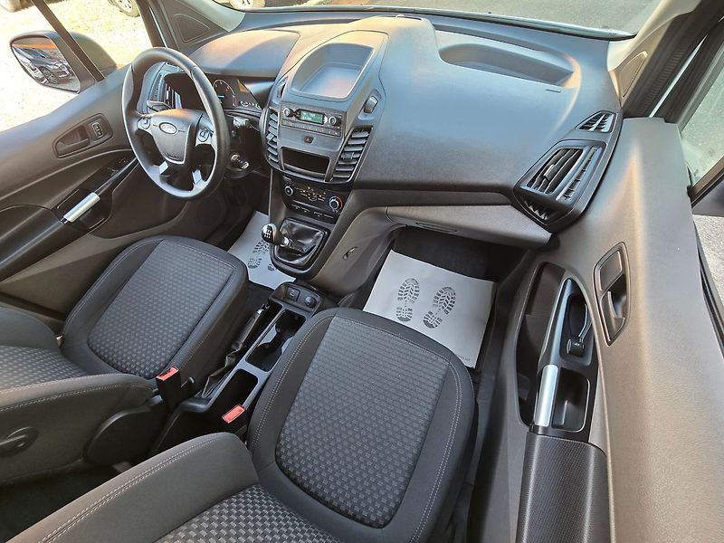 Ford Transit Connect L2 1.5 74kw Trend 1.Maj. ČR - fotka 10 z 22