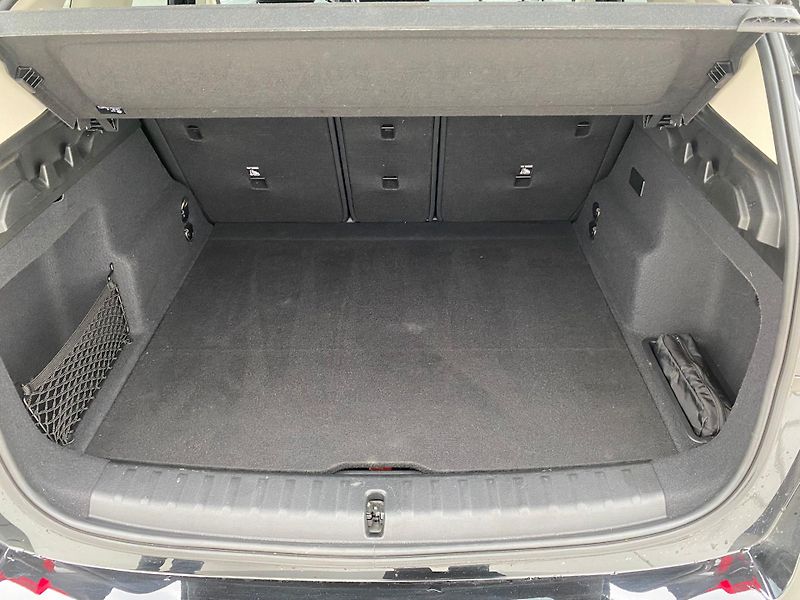 BMW iX1 (2023) SPORT 30, + zimní sada kol - fotka 10 z 27