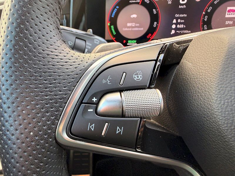 Škoda Superb (2025) COMBI SPORTLINE - fotka 34 z 35