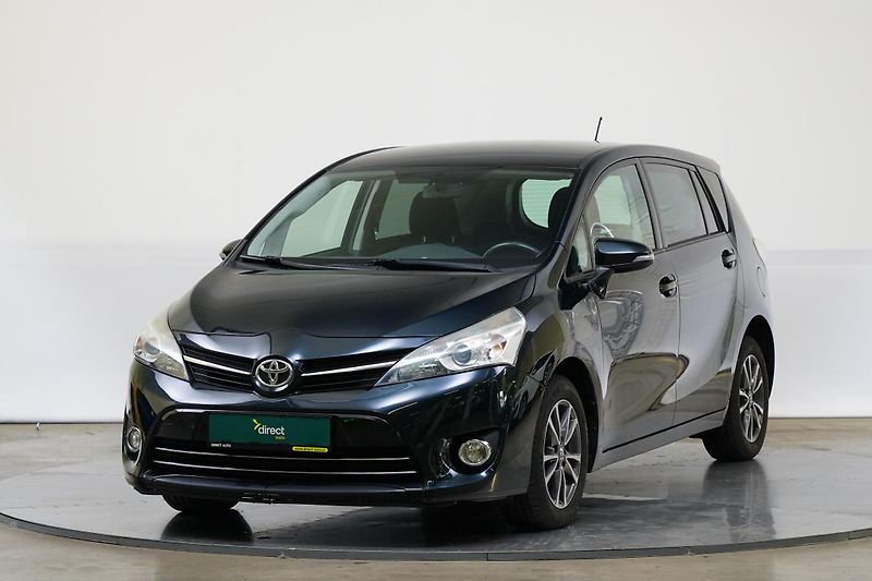 Toyota Verso - fotografie inzerátu