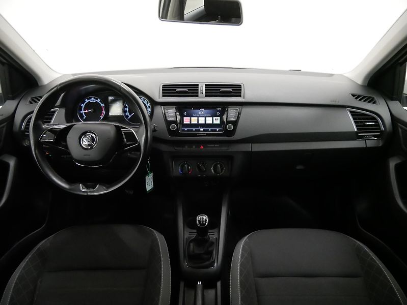 Škoda Fabia - fotka 5 z 23