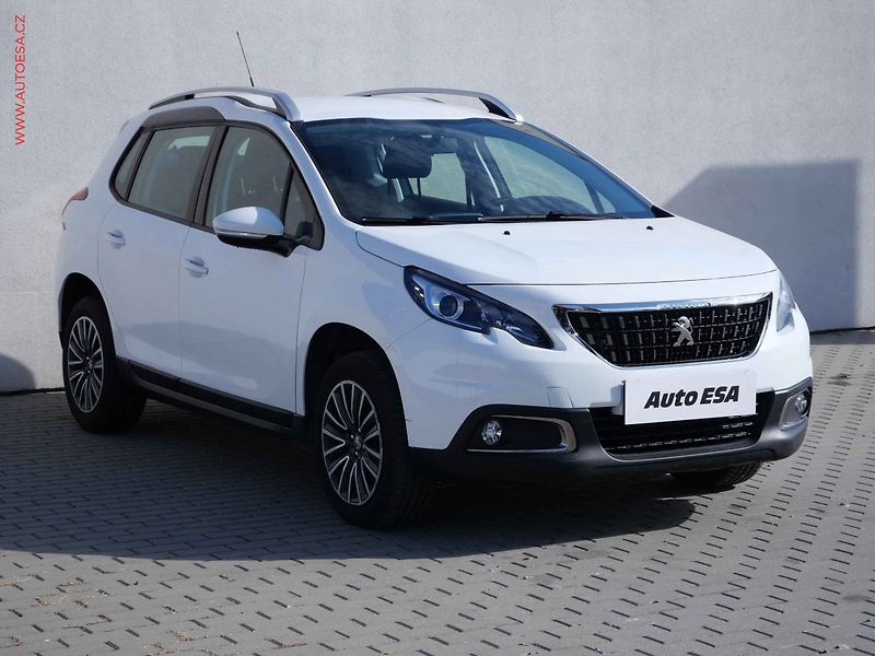 Peugeot 2008 (2017) 1.2 PT, ČR, Active - fotografie inzerátu