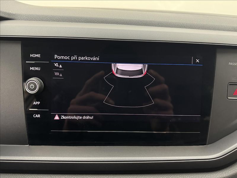 Volkswagen Polo 1,0 MPi 59kW LED DPH ZÁRUKA CZ - fotka 20 z 36