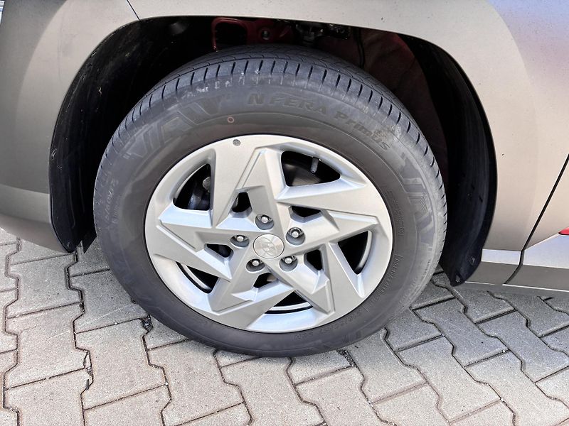 Hyundai Kona 1.0T-GDi 88kW SMART ZÁRUKA  - fotka 23 z 27