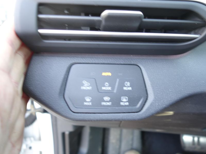 Volkswagen ID.4 (2020) MAX, IQ Lights, Tep.čerp. - fotka 17 z 30