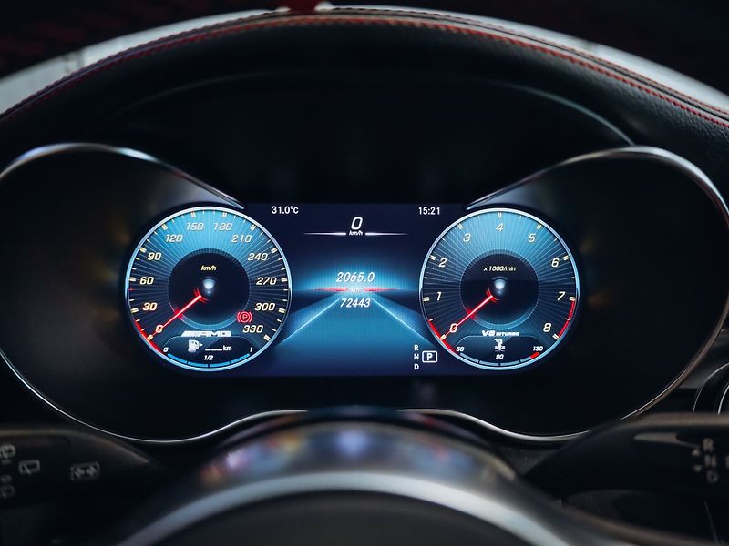 Mercedes-Benz Třídy C C 63 AMG 4MATIC 4.0 V8 - fotka 12 z 33
