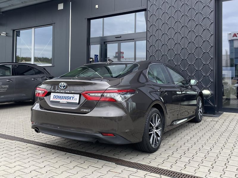 Toyota Camry EXECUTIVE VIP 2.5 Hyb. 160 kW - fotka 3 z 33