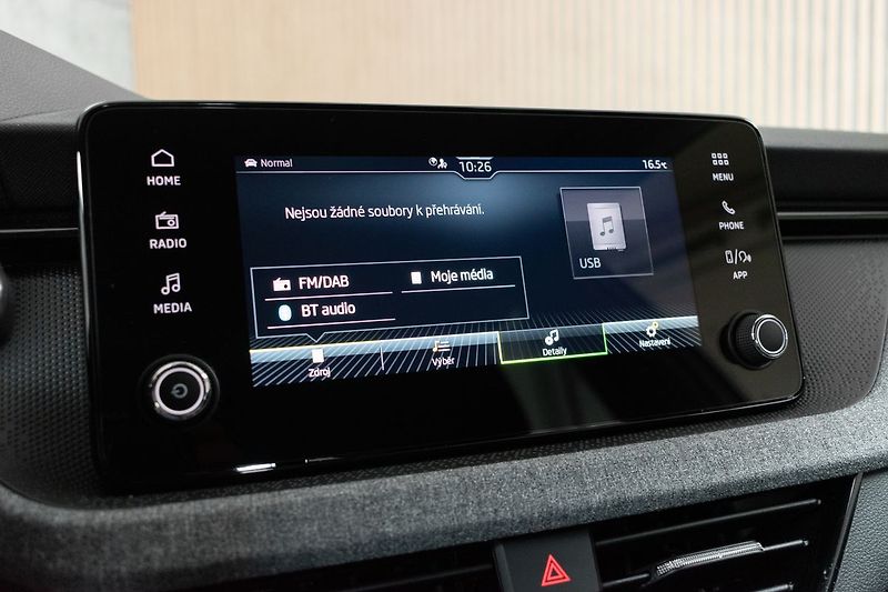Škoda Kamiq 1.0 TSI BLACK DOTS*ZÁRUKA*DPH - fotka 31 z 36