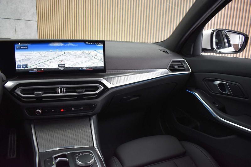 BMW Řada 3 320d xD ///M*ZÁRUKA*TAŽNÉ*ČR 1 - fotka 10 z 46