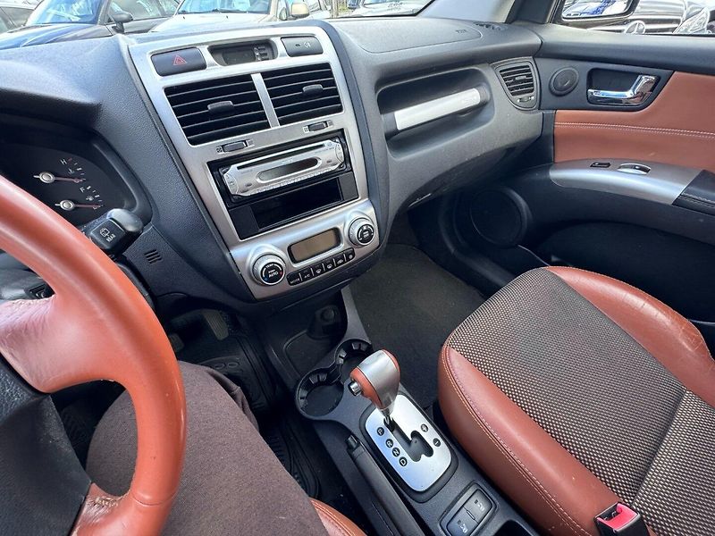 Kia Sportage (2004) 2,7i V6 129 KW AUTOMAT 4X4 - fotka 25 z 45