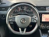 Škoda Octavia 2,0 TDi 135kW  III. FL RS - náhled 15