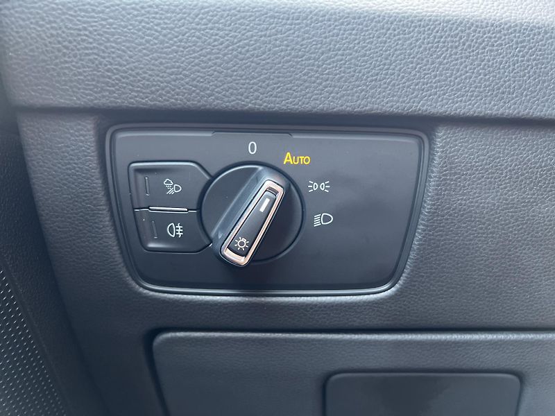 Volkswagen Arteon 2.0TDi 147kW 4x4 1.MAJ DPH - fotka 13 z 49