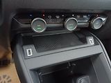 Citroën C4 YOU Hybrid 110k Automatic - náhled 13
