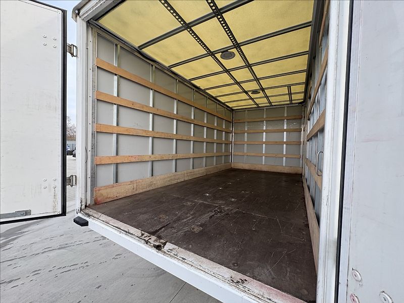 Volkswagen Crafter 2,0 103 kw 4x4 - fotka 11 z 22